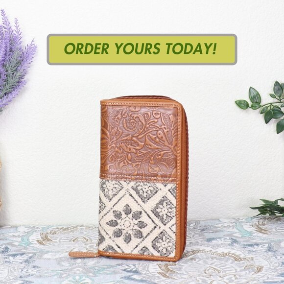 NEW Myra Bag EXCLUSIVE Floral Wallet Emboldened Leather Vintage Fashion - Picture 9 of 9